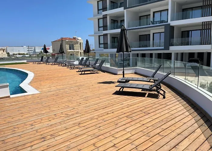 Larnaca Elysium Seaside & Pool Retreat *