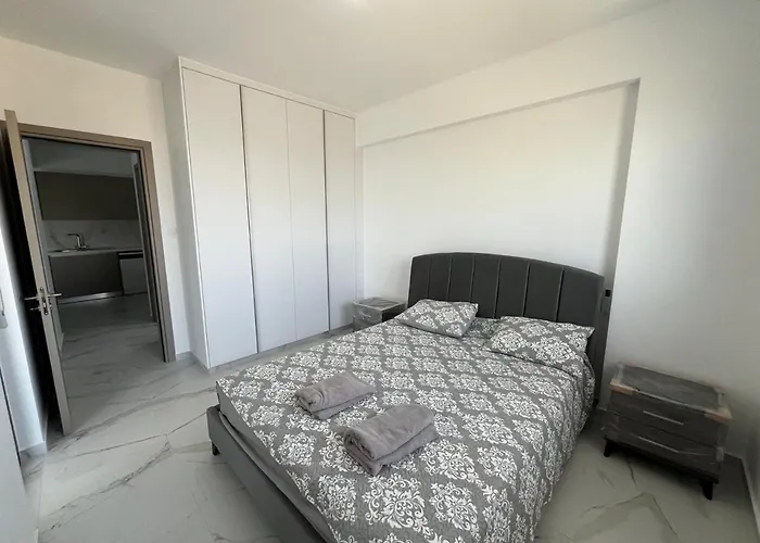 Larnaca Elysium Seaside & Pool Retreat *